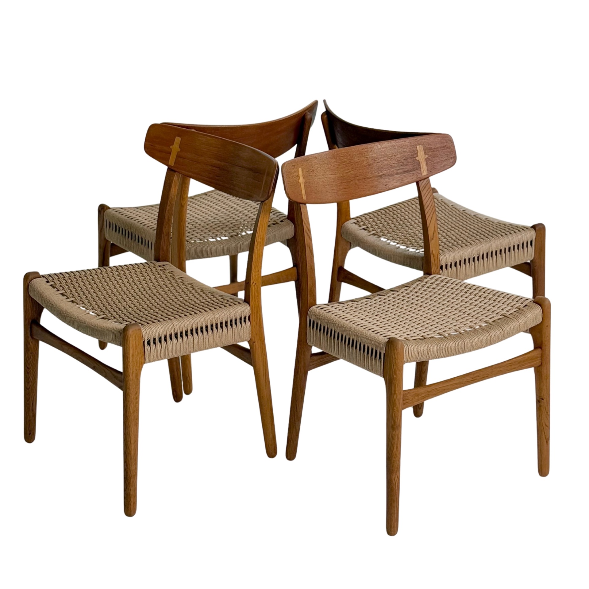 Wegner CH23-tuolit